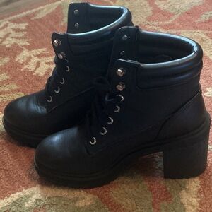 Zara Black Lace-Up Women's Boots